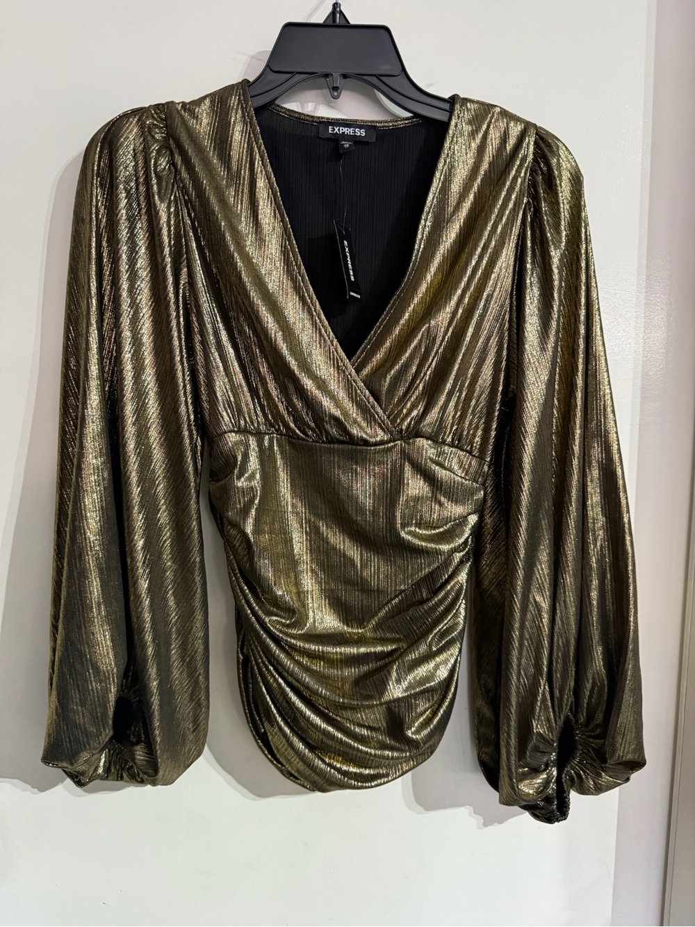 NWT Express Gold Blouse Womens XS Long Sleeve Metallic V Neck Formal Cinch Cuff